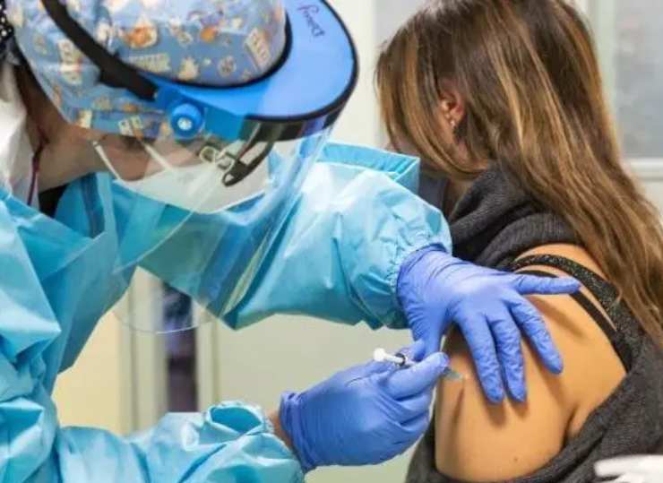 Obbligo vaccinale sanzioni - NonSapeviChe